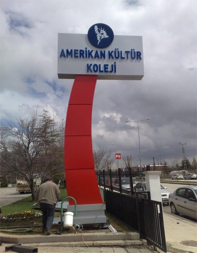 yol ve çatı tabelaları